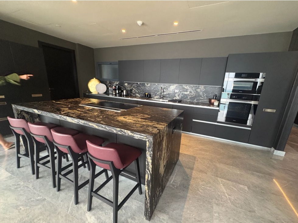 SE VENDE PH UPPER EAST SIDE, COSTA DEL ESTE 4 RECAMARAS