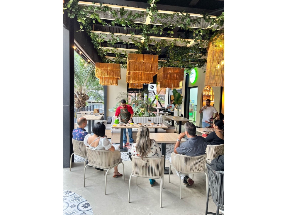 SE VENDE PLAZA COMERCIAL- BLESTRUM JUANAMBÚ- CALI — foto 5
