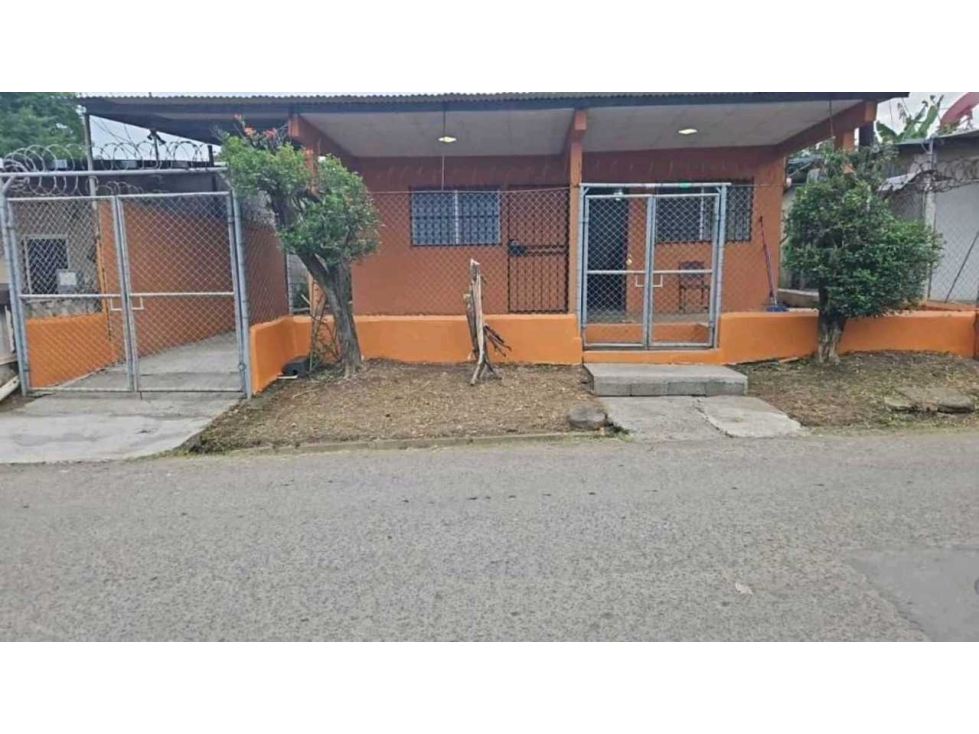 SE VENDE PROPIEDAD EN LAS TABLAS - VÍA LAS PALMITAS - 1