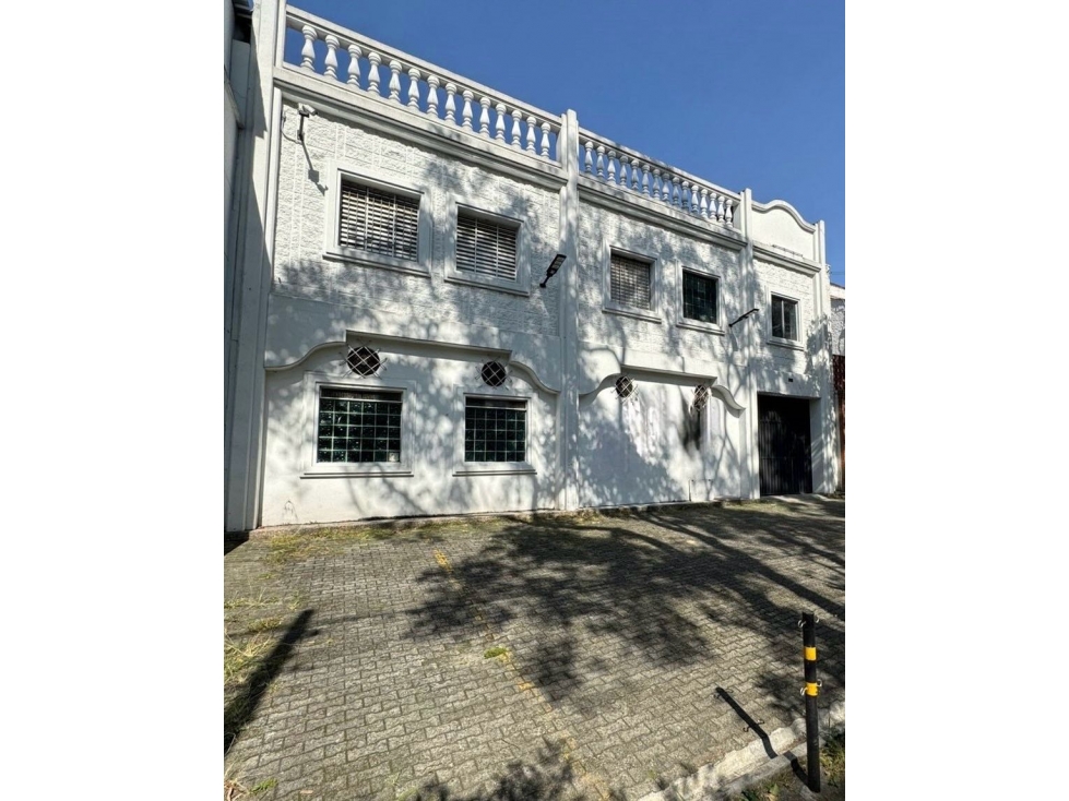 Se vende propiedad Prado centro