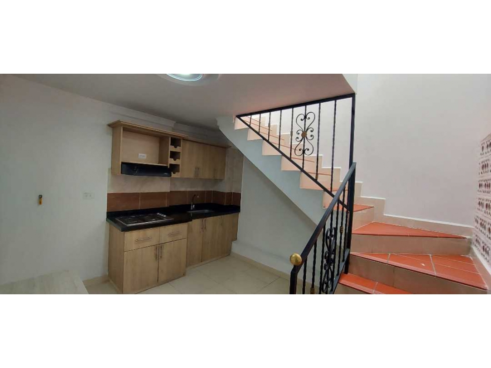 SE VENDE QUINTO Y SESTO PISO EN LAS CABAÑAS SUPER ECONÓMICO 265 MILLON