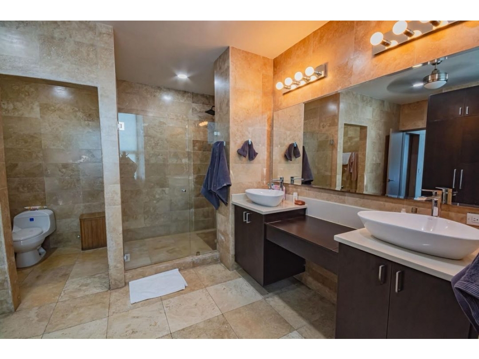 SE VENDE REMODELADO PH TORRE DEL PARQUE — foto 6
