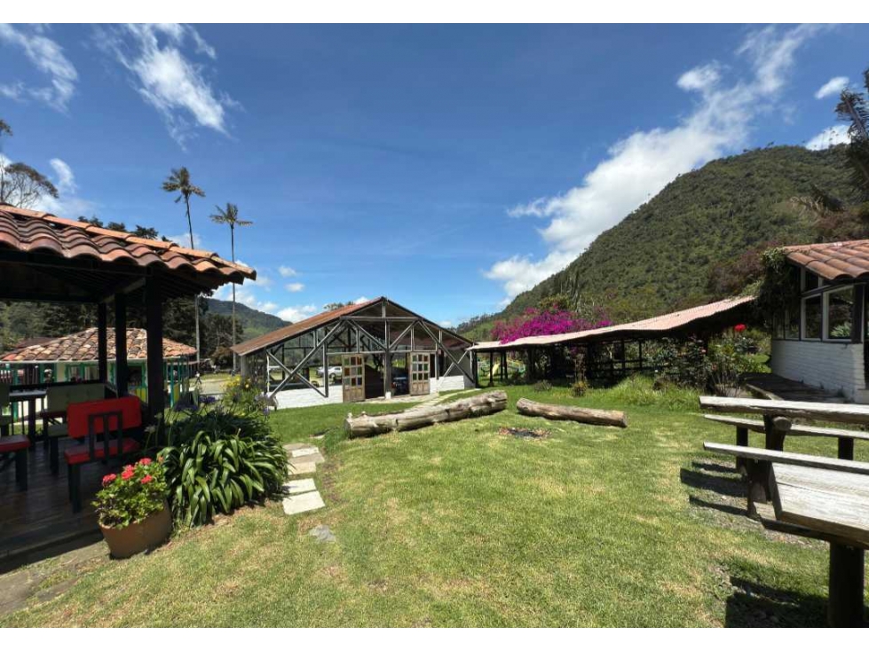 SE VENDE RESTAURANTE CON TARDICION EN COCORA Salento Quindio - 1