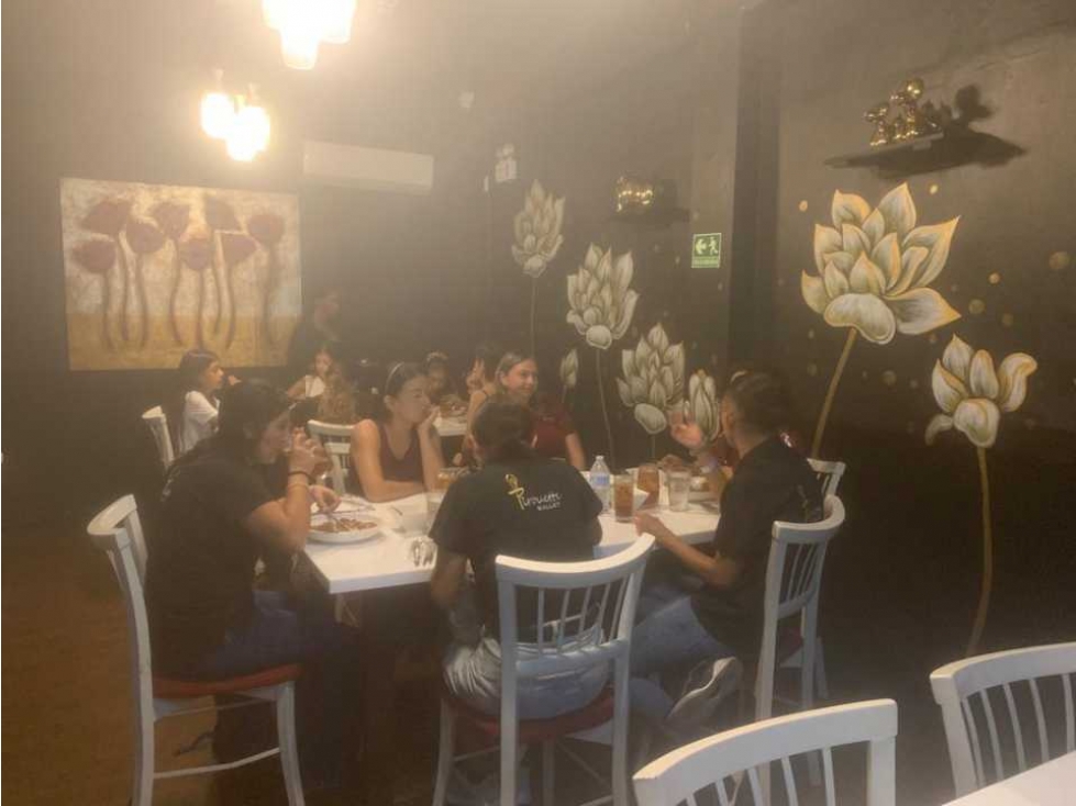 Se Vende Restaurante de 4 Ambiente en Bella Vista - 6