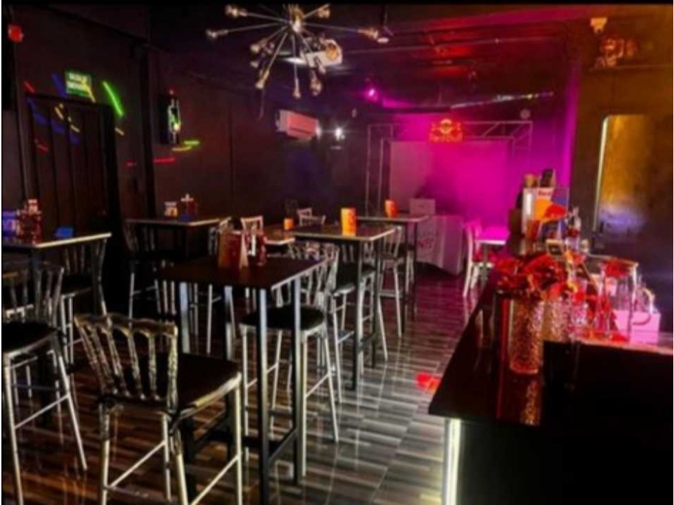 Se Vende Restaurante de 4 Ambiente en Bella Vista - 5