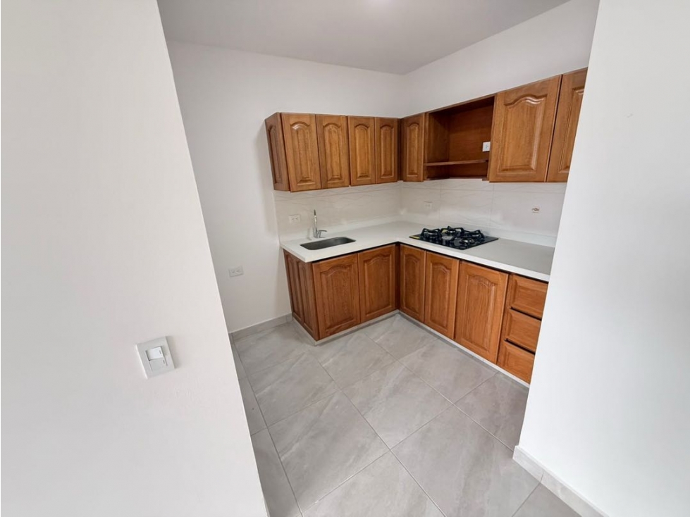 Se vende segundo piso con mansarda en El Carmen de Viboral — foto 4