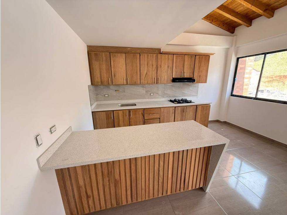Se vende segundo piso con mansarda en Cattleya, El Carmen de Viboral — foto 6