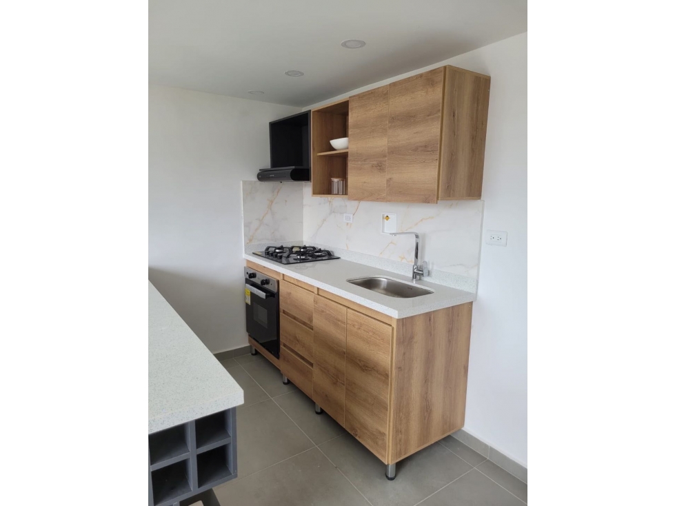 Se vende segundo piso de lujo en Carmen Colonial — foto 3