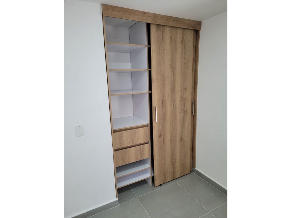 Se vende segundo piso de lujo en Carmen Colonial — foto 5