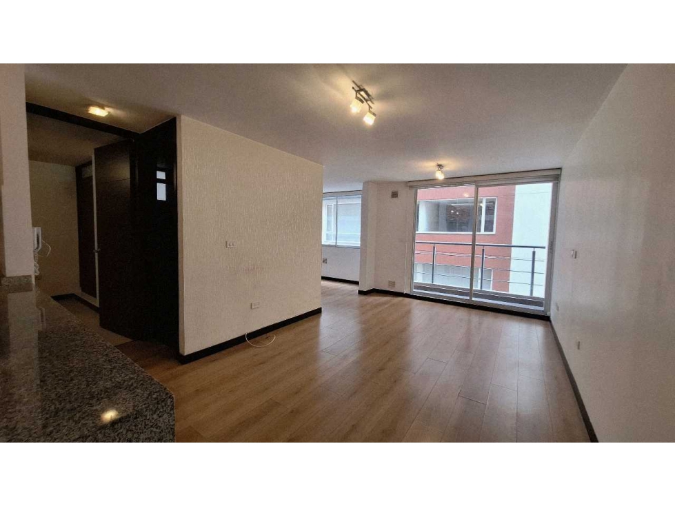 SE VENDE SUITE ZONA EL BOSQUE - QUITO (CARLIS) — foto 2