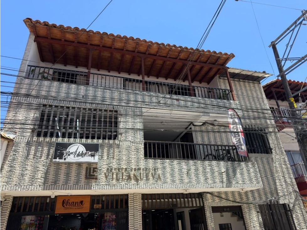 Se vende tercer piso con terraza a una cuadra del parque de El Carmen - 2