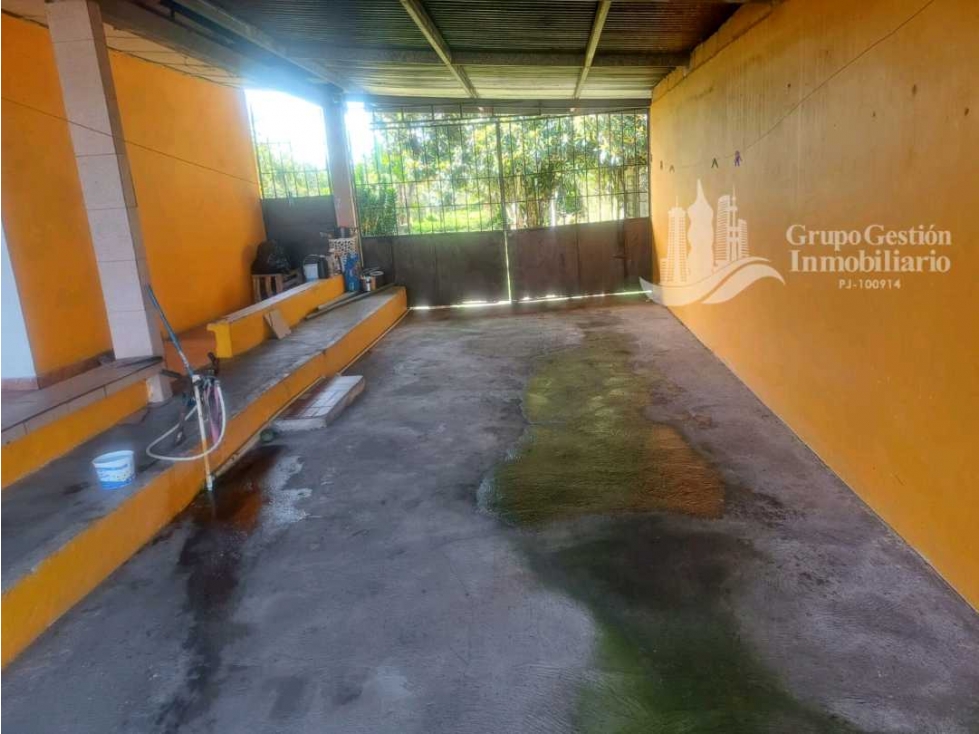 SE VENDE, TERRENO CON CASA Y CABAÑITA. 750 mt2 - 2