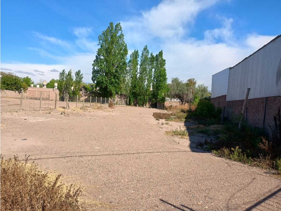 Terreno en Venta 1318 m2 gran visibilidad en oeste de Acceso Sur. - 2