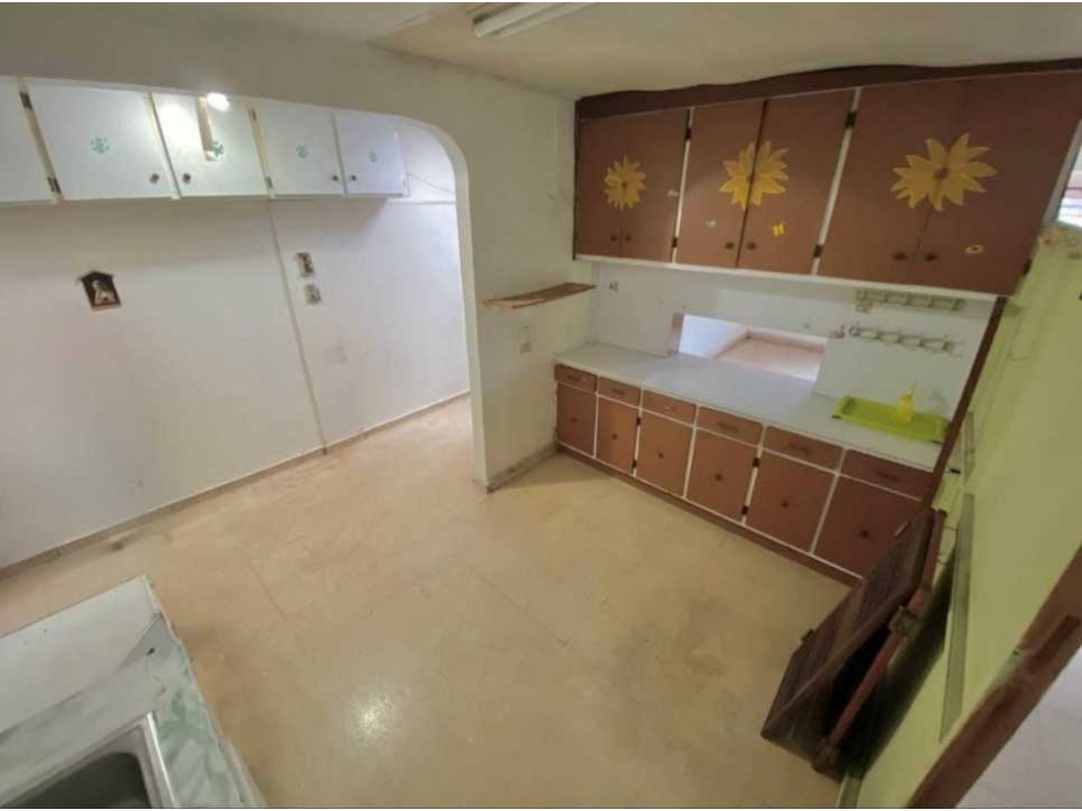 Se Vende Terreno de 1000m2 Con dos Casas en San Antonio — foto 3
