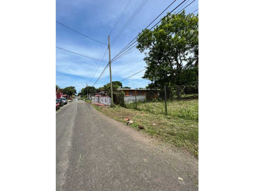 Se vende terreno en Juan Diaz