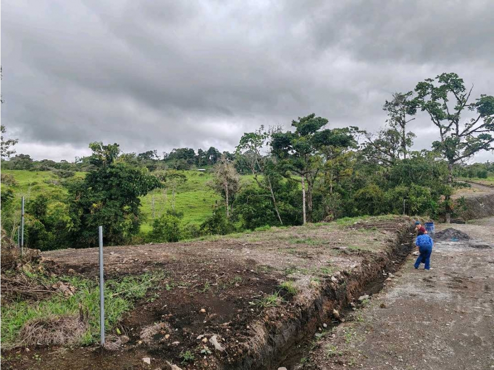 SE VENDE TERRENO EN CUESTA PIEDRA TITULADO - 1