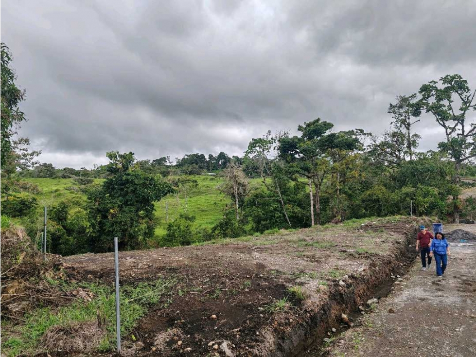 SE VENDE TERRENO EN CUESTA PIEDRA TITULADO - 3
