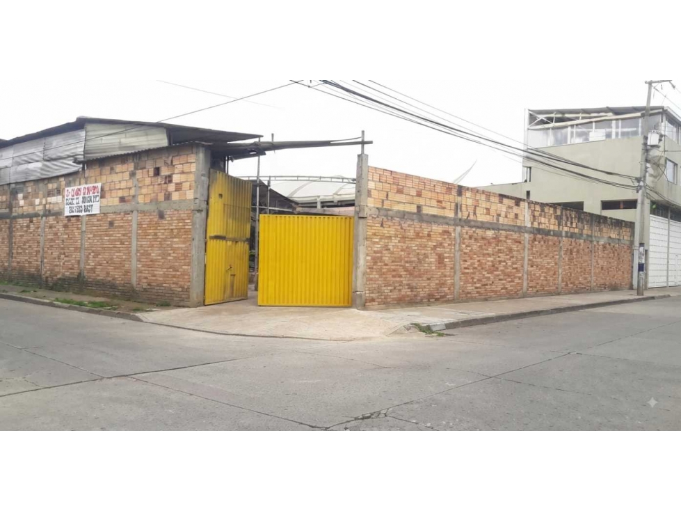 VENDO TERRENO 1.280M² ENGATIVA