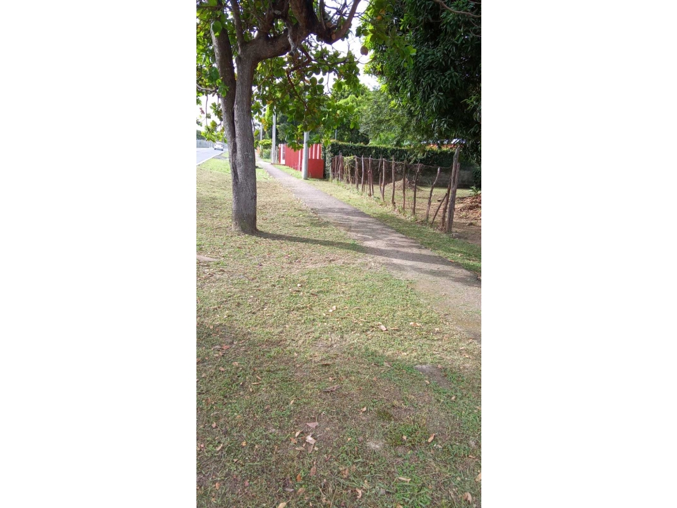 SE VENDE TERRENO EN PENONOMÉ CENTRICO CERCA DE TODO - 1