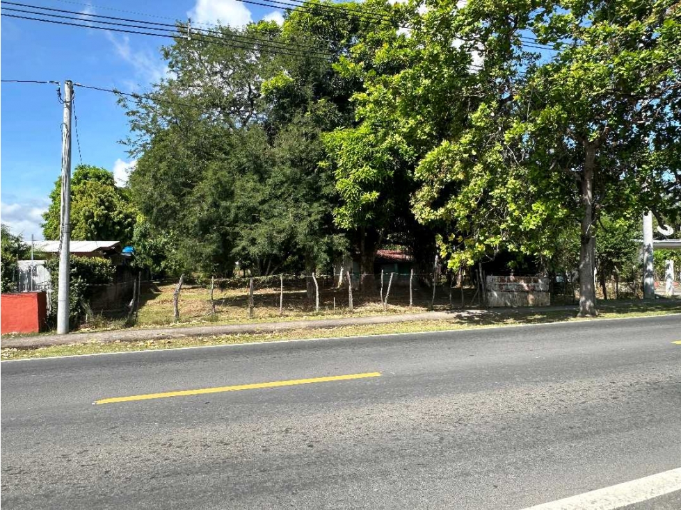 SE VENDE TERRENO EN PENONOMÉ CENTRICO CERCA DE TODO - 4