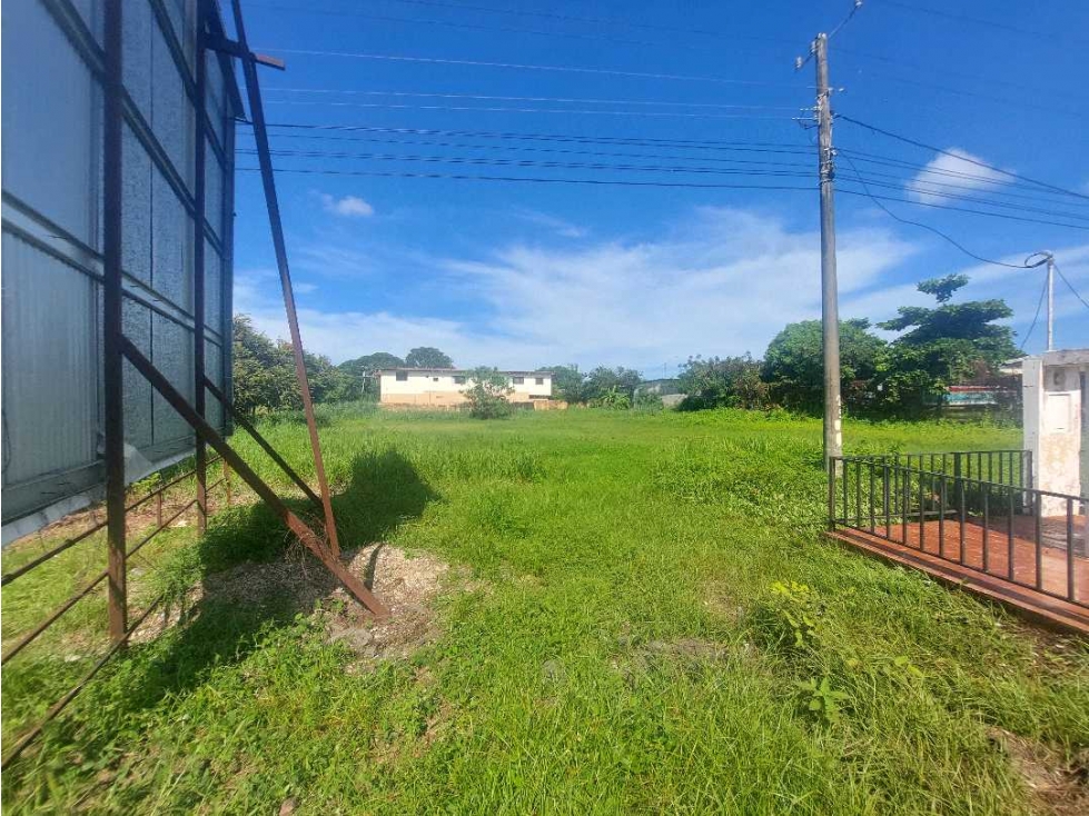 Se vende Terreno en Via principal La Villa de Los Santos. - 3