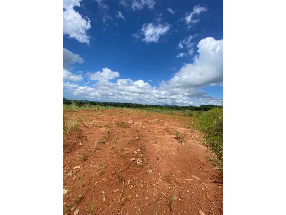 PEDREGAL/ Terreno en Green Valley/ VENTA - 1