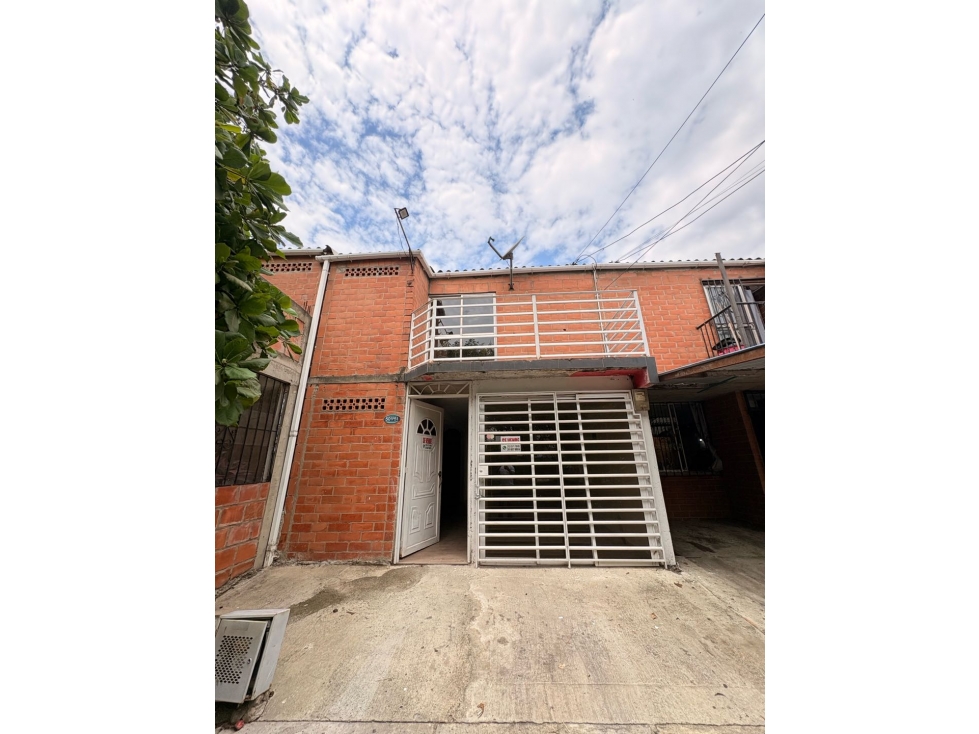 SE VENDE AMPLIA CASA EN BONANZA JAMUNDI — foto 2