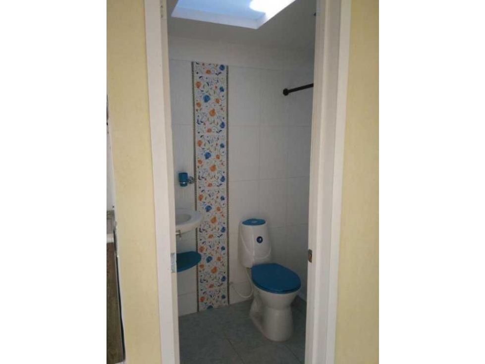SE VENDE LOCAL CON DOS APARTAMENTOS EN CALARCA QUINDIO. - 6