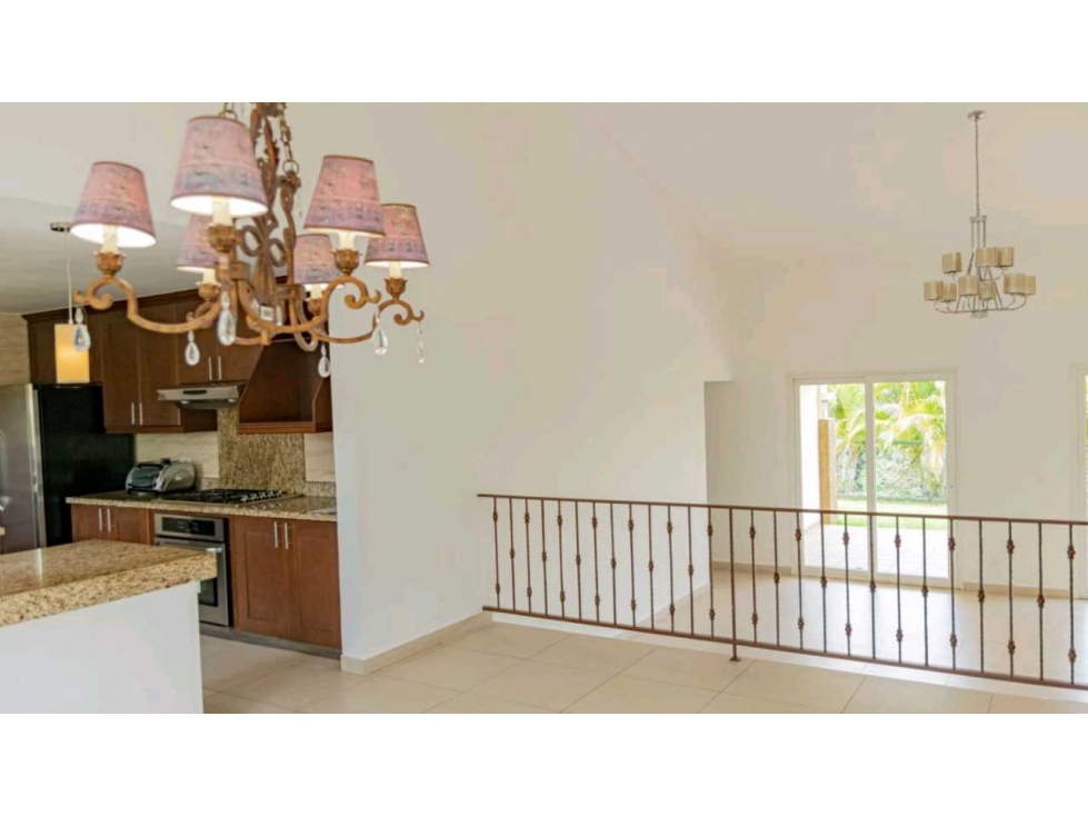 SE VENDE VILLA DE 3 REC.CON VISTA A LA NATURALEZA EN TUCAN, COCOLI(NZ) — foto 4
