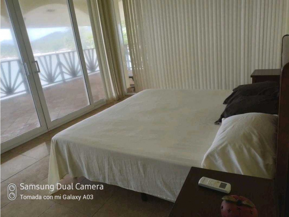 SE VENDE VILLA DE LUJO CON 4 REC.FRENTE AL MAR EN MARIA CHIQUITA - 5