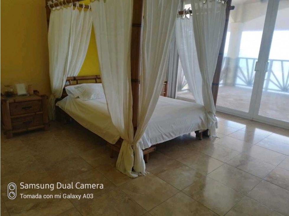 SE VENDE VILLA DE LUJO CON 4 REC.FRENTE AL MAR EN MARIA CHIQUITA - 6