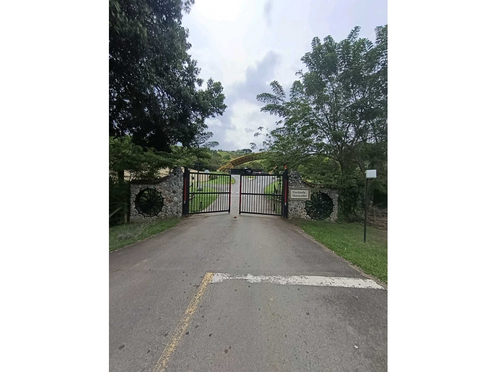 SE VENDE VILLA DE LUJO EN CONJUNTO RESIDENCIAL LAGOS DE MARACAIBO — foto 3
