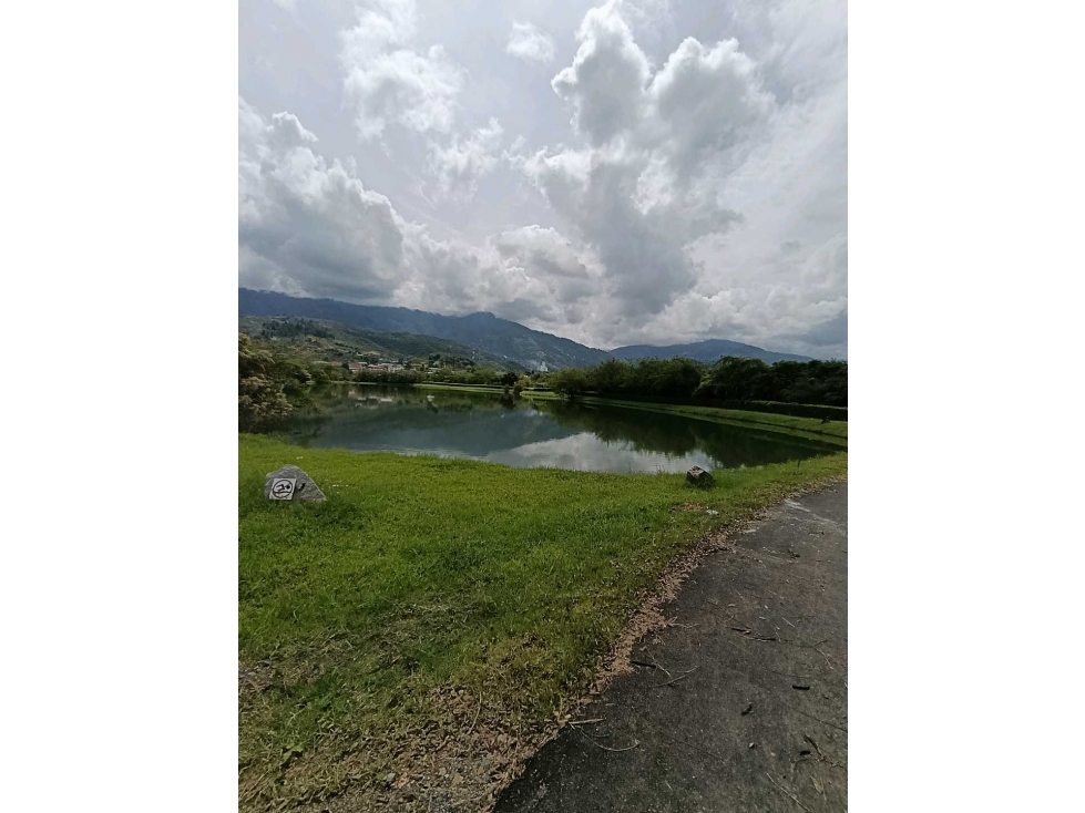 SE VENDE VILLA DE LUJO EN CONJUNTO RESIDENCIAL LAGOS DE MARACAIBO — foto 5