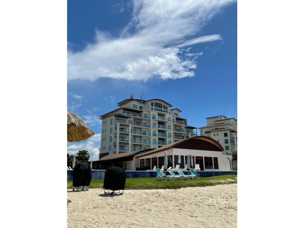 APARTAMENTOS, PLAYA COSTA ATLANTICA COLON, Playa Escondida