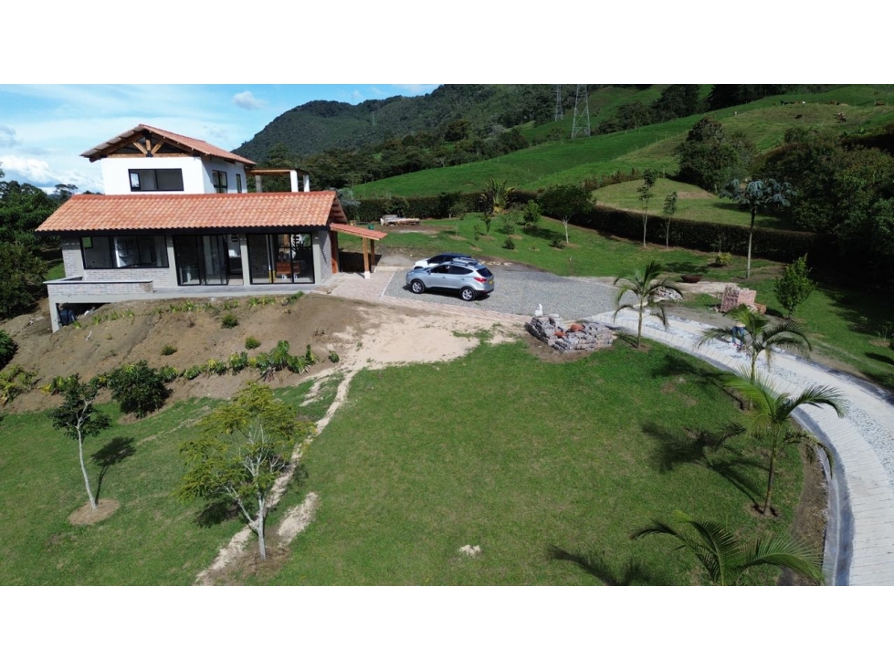 SE VENDE Y PERMUTA CASA CAMPESTRE EN LA CEJA PARCELACION CERRADA — foto 3