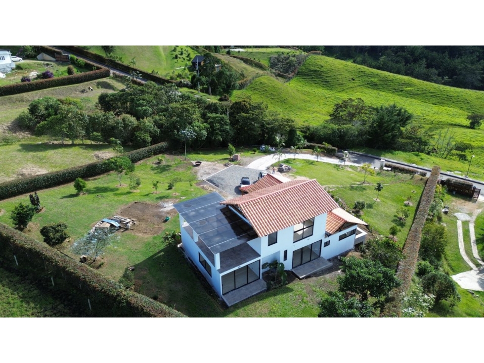 SE VENDE Y PERMUTA CASA CAMPESTRE EN LA CEJA PARCELACION CERRADA — foto 4