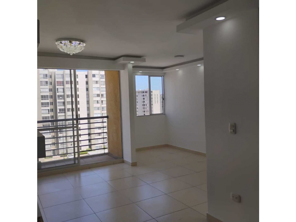 SE VENDE Y SE ARRIENDA APARTAMENTO ALAMEDA DEL RIO — foto 4