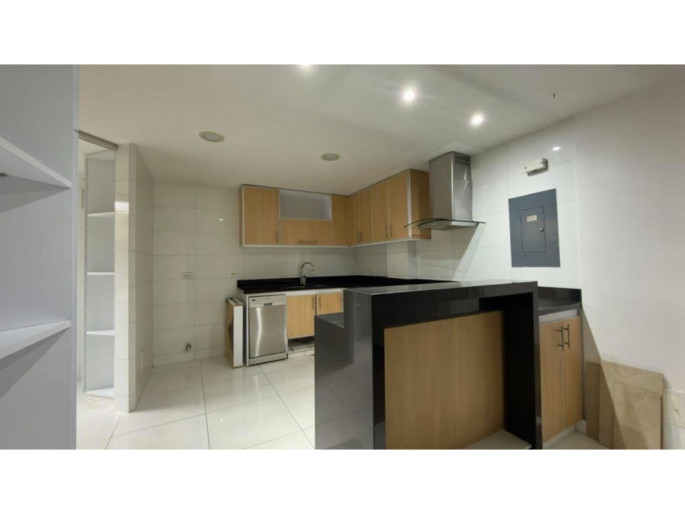 SE VENDE Y/O ARRIENDA APARTAMENTO EN SANTA ANA ORIENTAL 126.5 mts — foto 2