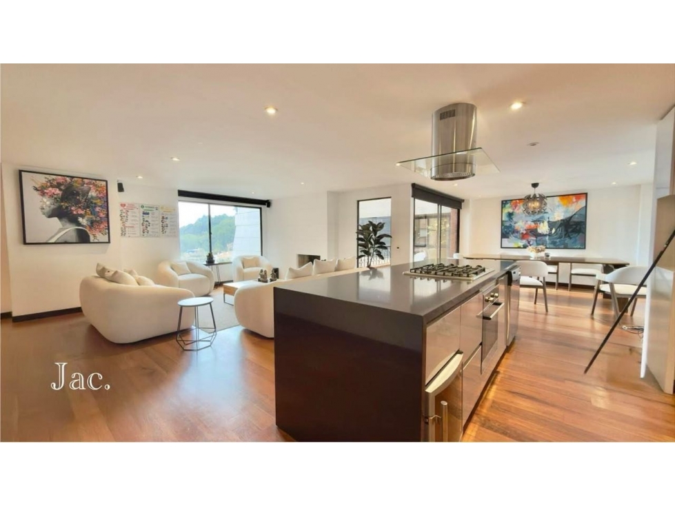 SE VENDE Y/O ARRIENDA APTO EN CHICO ALTO (Raqueta) 250 Mts + 60 terraz