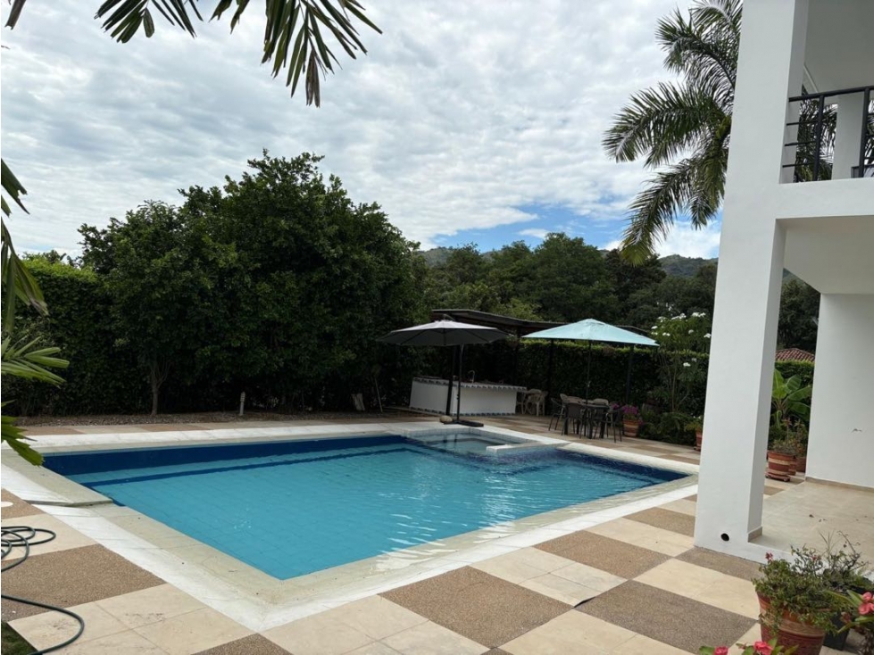 SE VENDE CASA CAMPESTRE EN LA VIA MELGAR GIRARDOT - 4