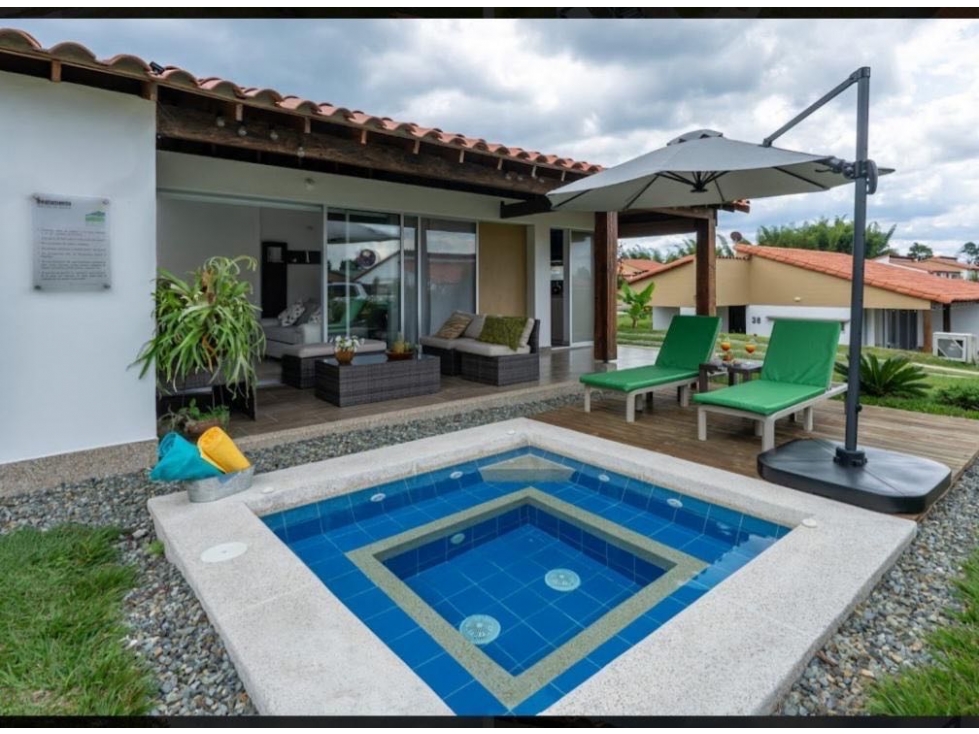 SE VENDE CASA CAMPESTRE EN EL CONJUNTO 3 COLINAS