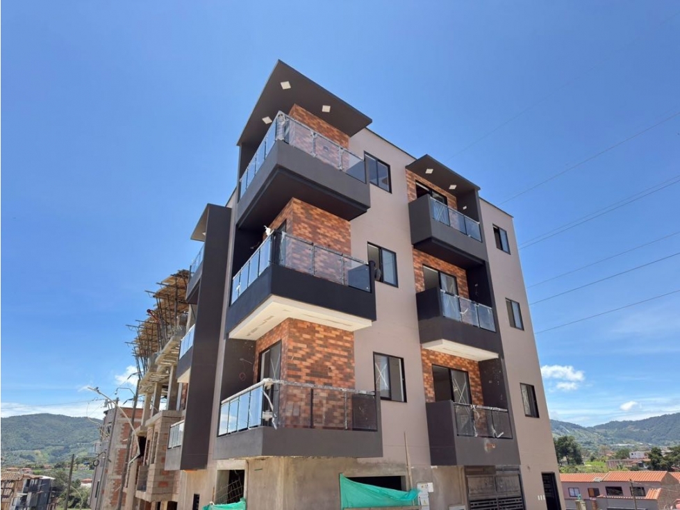Se venden apartamentos esquineros para estrenar en Cattleya - 1
