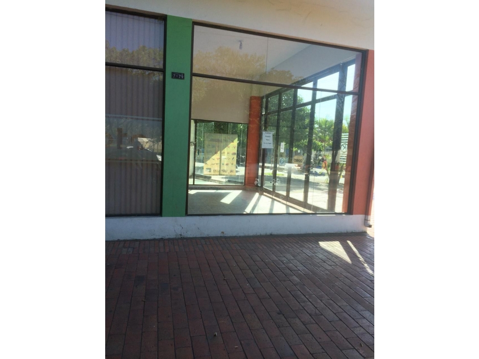 SE VENDEN LOCALES COMERCIALES CENTRO DE YOPAL, CASANARE - 2