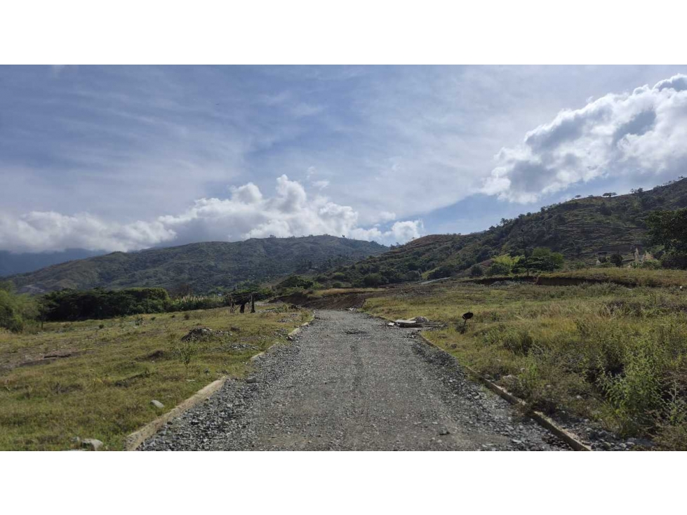 SE VENDEN LOTES CAMPESTRES EN CONDOMINIO GINEBRA XU10508825 - 1