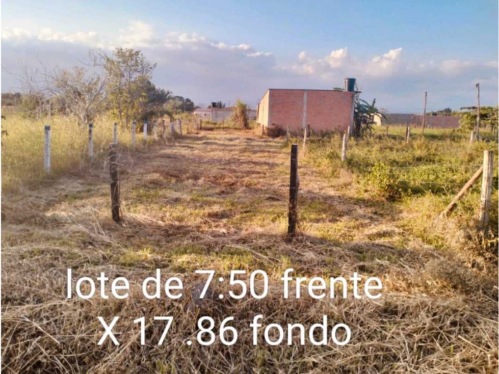 SE VENDEN LOTES EN LA PEDRERA YOPAL