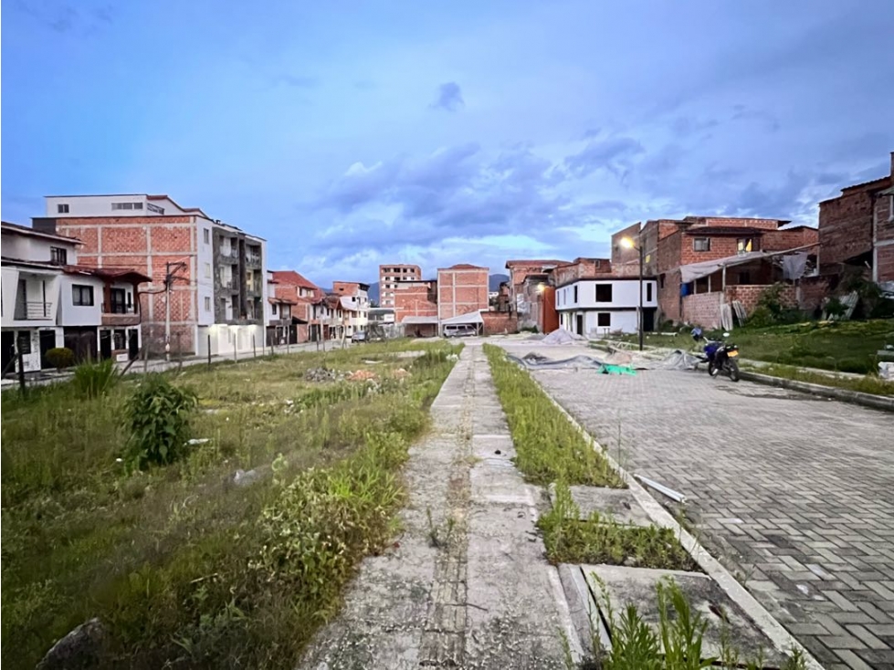 SE VENDEN LOTES URBANOS UNIFAMILIARES CON EXCELENTE UBICACIÓN ~ CARMEN — foto 5