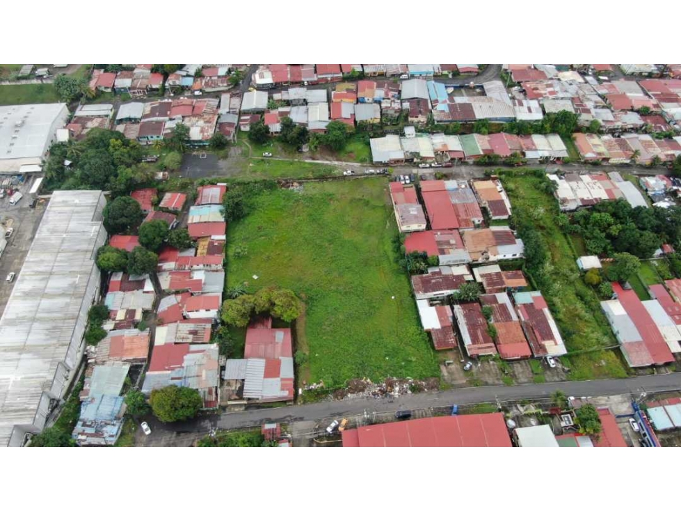 Se Vende/ Alquila Terreno en Juan Díaz - 4