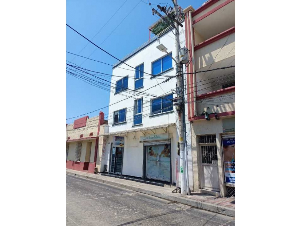 Se venpermuta hotel de 4 pisos con 23 habitaciones, centro histórico - 3
