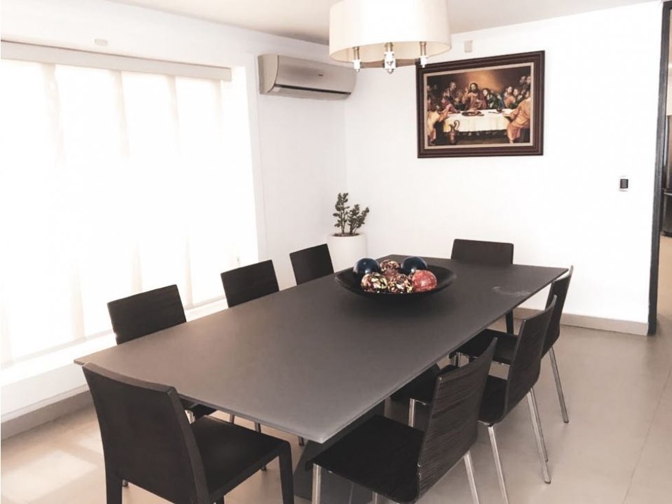 Sea Confiable Vende Casa en Obarrio de 4 recamaras - Piscina — foto 3