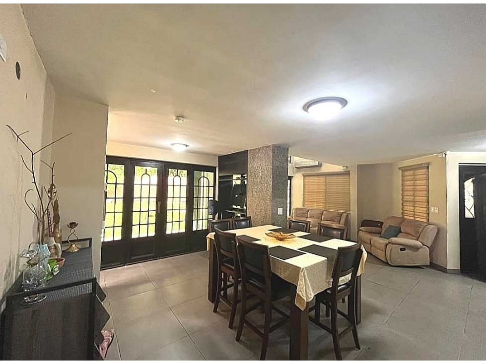 Sea Confiable Vende Hermosa casa en Condado del Rey — foto 3